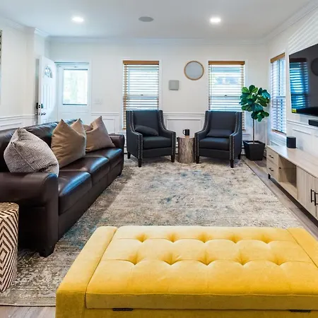 Luxurious Retreat, Parking, Restaurants, Near New Hope, 1Mile Delaware River
